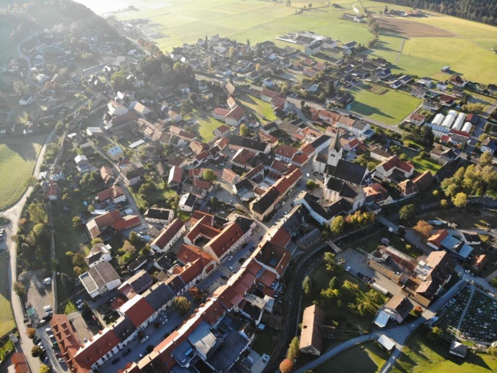 Gasthof Oberer Braeuer Oberwoelz Stadt Exterior foto
